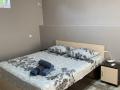двухкомнатный  5-ти местный первый этаж